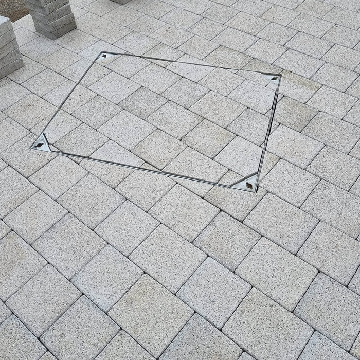 900 x 600mm Block Paving Manhole Cover W/ 100mm Recessed Tray