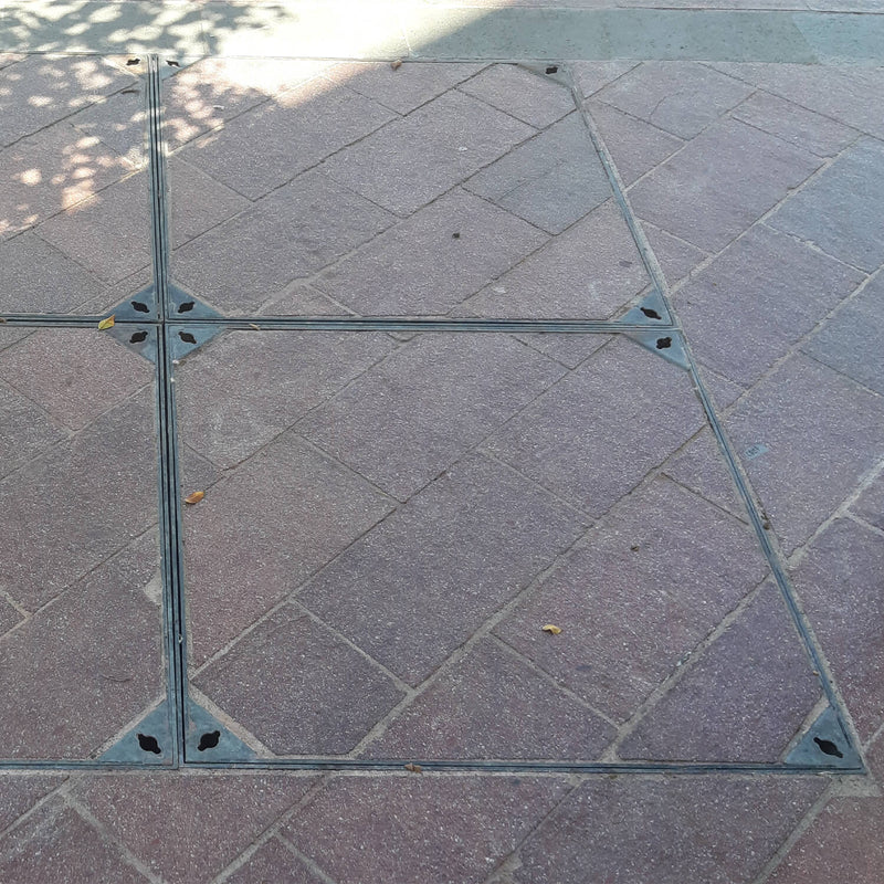 450 x 450mm Block Paving Manhole Cover W/ 100mm Recessed Tray